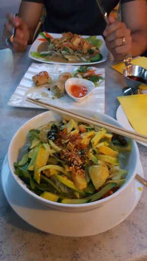 Glasnoodles with a coconutsauce and veggies for me and my husband had the vegan gado gado and springrolls at Samadhi in Berlin