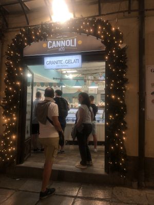 The shop front x  at Cannoli & Co in Palermo