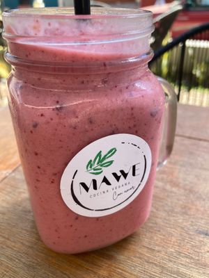 Pink - smoothie at MAWE Cocina Vegana in Mazatlan