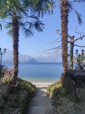 View from outside at Te lo do io il Vegano / La Stella Vegan in Lierna