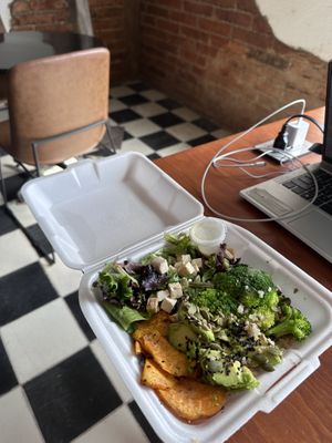 Buddha bowl. The tofu was original breaded in something but had them remake with no breading as they couldn’t explain what type of flour they were using (I’m GF). Was DELICIOUS at Te Quiero Verde in Puerto Vallarta