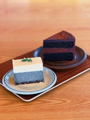 Black sesame slice and Matilda choc cake  at Five Seventh - 칠분의 오  in Jeju