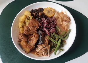 Vegan buffet lunch at Loving Hut - Tsagaan Khaalga in Ulaanbaatar
