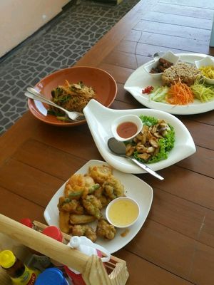 food party at Kingliew in Phuket