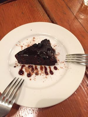 chocolate cake at Mominoki House in Tokyo