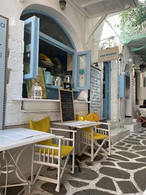   at Mana Mana in Paros