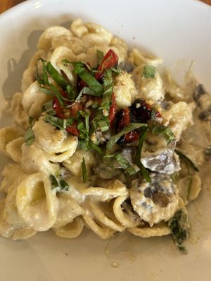 Mac n cheese  at Plant Craft Kitchen in St Louis