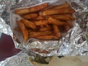 seasoned fries at Mamouns Falafel in New Haven