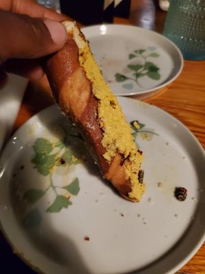 Pub cheese and pretzels at Fitz on 4th in Philadelphia