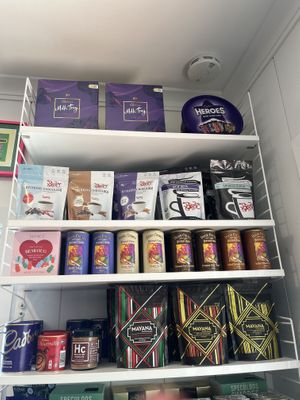 There is vegan drinking chocolate in this pic  at Cocoa & Candy in Studio City