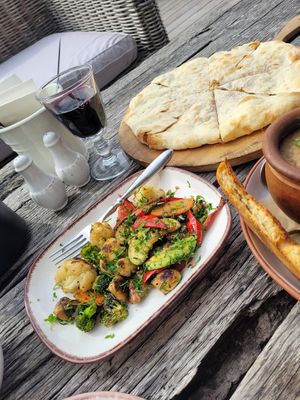 Sehr leckeres Grillgemüse 😍 at Rooms Hotel Kazbegi in Stepantsminda