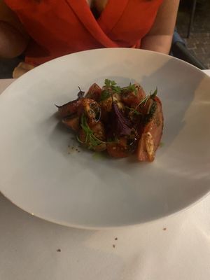 Local tomatoes   at Commando in Mellieha