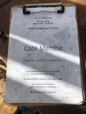 Speisen und Getränke Karte  at Café Menthe in Frankfurt