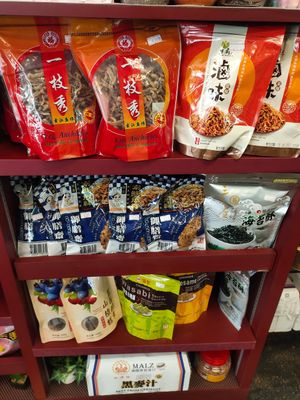 Items for sale at Vegetarian Villas 素雅轩 in West Singapore