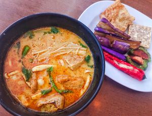 laksa soup base and fried Yong Tau Foo at Vegetarian Villas 素雅轩 in West Singapore