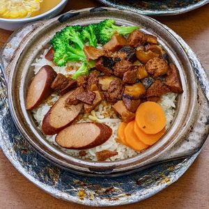 Hong Kong Claypot Rice at Vegetarian Villas 素雅轩 in West Singapore