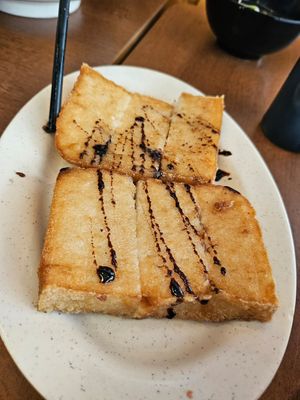 Pan fried carrot cake ~ 18/6/24 at Vegetarian Villas 素雅轩 in West Singapore