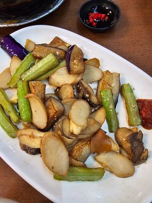 Yong Tau Fu. at Vegetarian Villas 素雅轩 in West Singapore