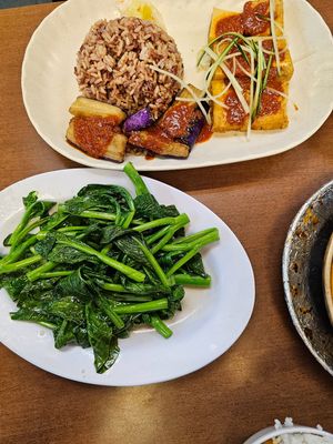 Sambal Tofu Rice & Veggie. at Vegetarian Villas 素雅轩 in West Singapore