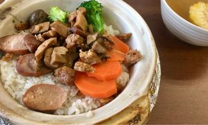 Clay pot rice at Vegetarian Villas 素雅轩 in West Singapore