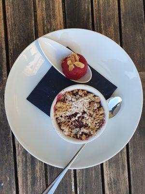 Crumble at Cantina don Camillo in Basel