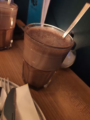 Vegan hot chocolate at Acero - Eiscafé und Bistro in Basel