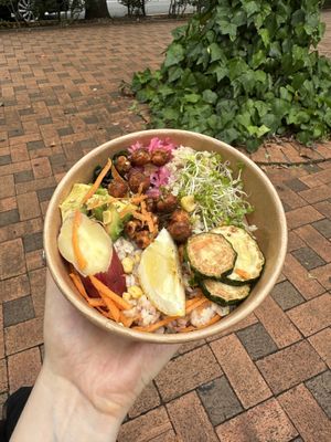 Vegan bowl   at Weller in Tokyo