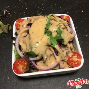 Gönn Dir unser hausgemachtes veganes French Dressing über jeden unserer Salate. at Gönn Dir Bio in Weinsberg