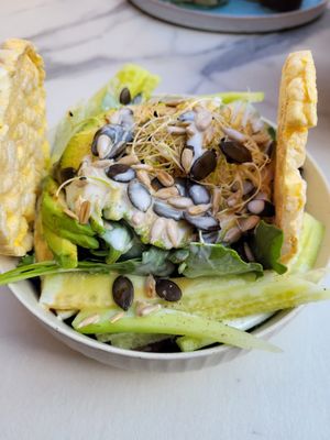 avocado salad (smaller size)  at Manuto Café in Tuttlingen