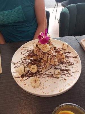 Waffeln mit Banane und Schokocreme at Manuto Café in Tuttlingen