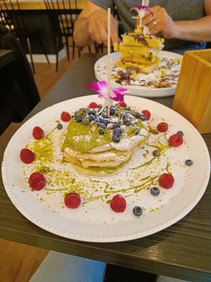 Pistazien Pancakes at Manuto Café in Tuttlingen