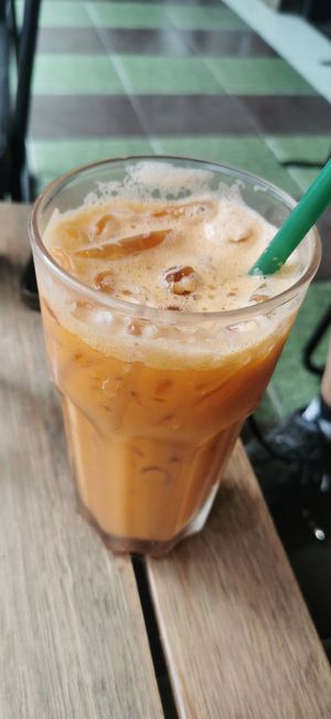 Thai tea at Heaven Burger in Chiang Rai