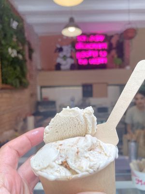Lotus cookies ice cream  at Madonna Vegan in Barcelona