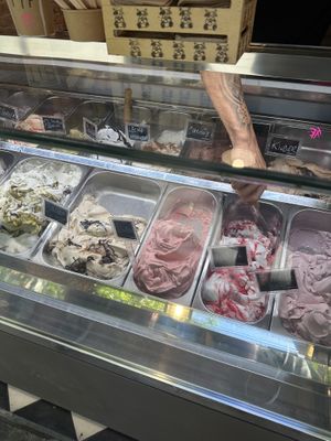 Great range of flavours...  at Madonna Vegan in Barcelona