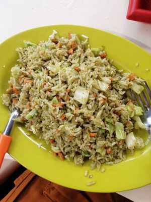 Fried rice at Bishan Vegetarian 碧山素食 in Central Singapore