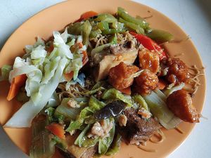 Economic bee hoon at Bishan Vegetarian 碧山素食 in Central Singapore