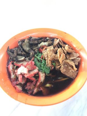 Lor Mee or braised soup noodles  at Bishan Vegetarian 碧山素食 in Central Singapore