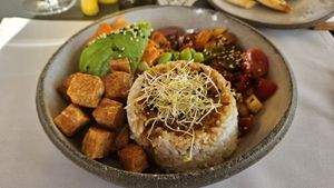 Poke Bowl at Fetzwerk in Oberstdorf