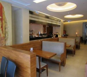 Interior at Cloud Blossom in Puli