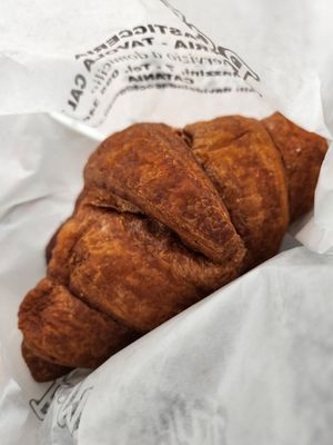 Vegan croissant at Bar Mazzini in Catania