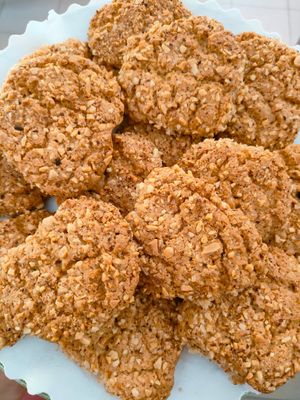 Biscotti vegani alle mandorle con farina di farro at Bar Trattoria Splendor in Noli