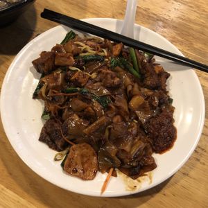 Char Kway teow at Zi Zai Vegetarian 自在齋 - Yishun in North Singapore