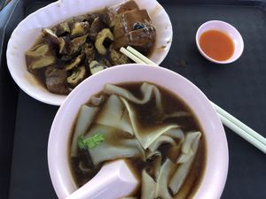 Kway chap  at Zhen Xin Vegetarian 真心素食 in Northeast Singapore