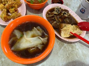 Kway chup 8/10, love that ingredients and the noodles are separated, but ingredients can have lesser gluten. Soup for the rice noodles can be more generous but great flavours  at Zhen Xin Vegetarian 真心素食 in Northeast Singapore