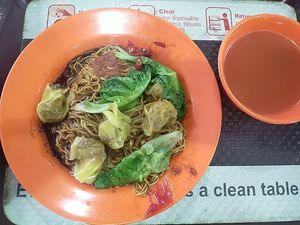 Wanton noodles (no char siu) at Zhen Xin Vegetarian 真心素食 in Northeast Singapore