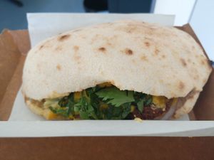 Sieht kleiner aus als es ist, man wird definitiv satt! at Namiks Kitchen in Karlsruhe