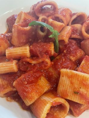 Lots of garlic  at Lilla in Portland