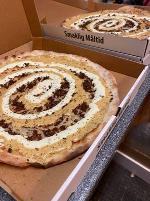 Las Vego  at Pizzeria Papillon in Uddevalla