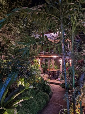 Outdoor seating at Sa​ Nhe​ Mae​ Kuang - เสน่ห์แม่กวง​ in Chiang Mai