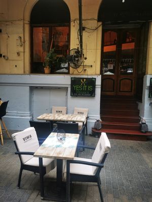 Entrance at Yes It Is Vegan II - Liszt Ferenc Tér in Budapest